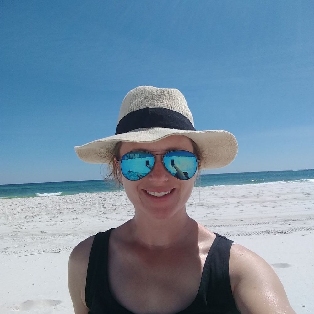 Meet your Posher, Elizabeth